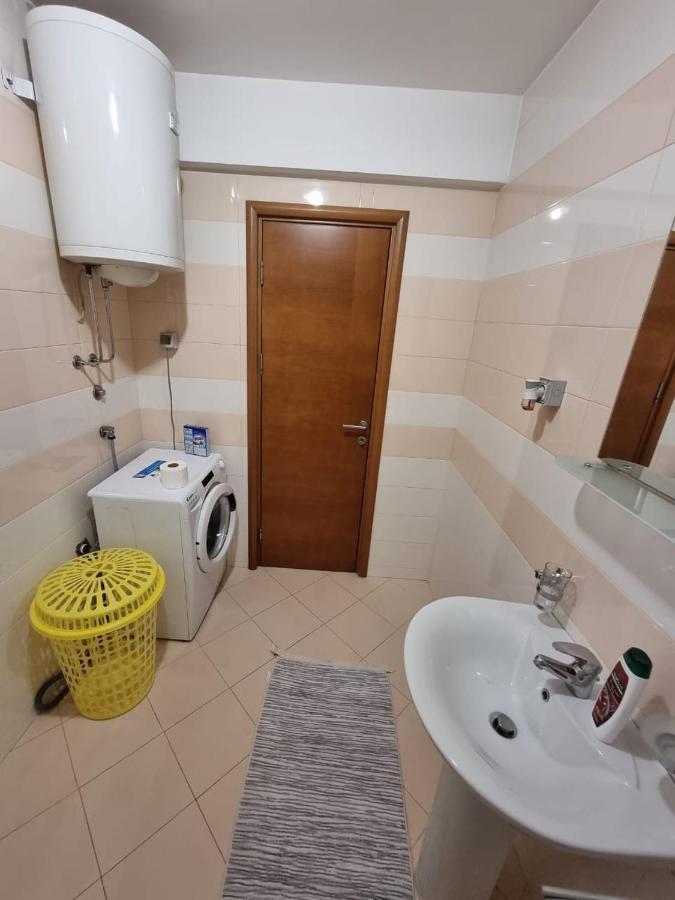 5 Star Apartment Ποντγορίτσα Εξωτερικό φωτογραφία